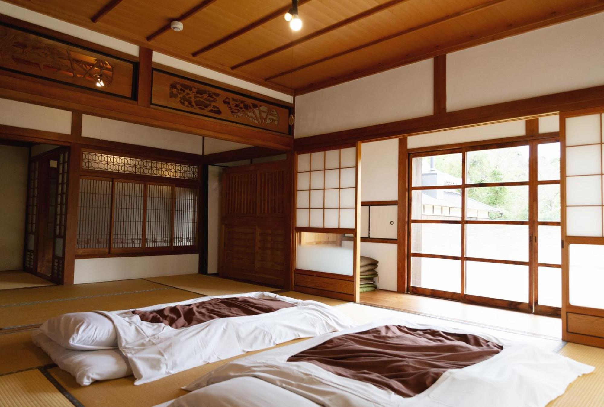 猫と図書館のある宿 草地家 Kusachike Minamiawaji Exterior photo