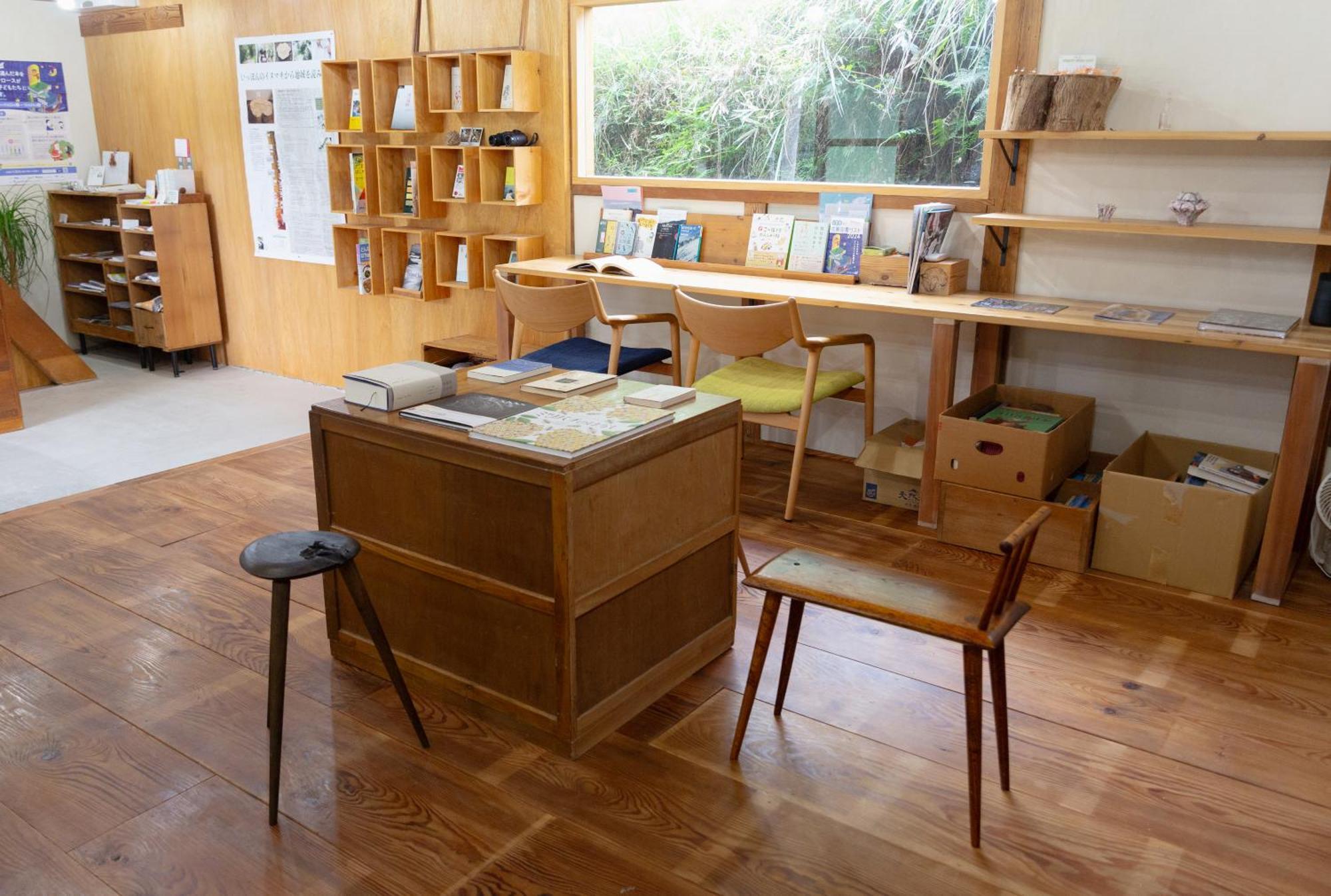猫と図書館のある宿 草地家 Kusachike Minamiawaji Exterior photo